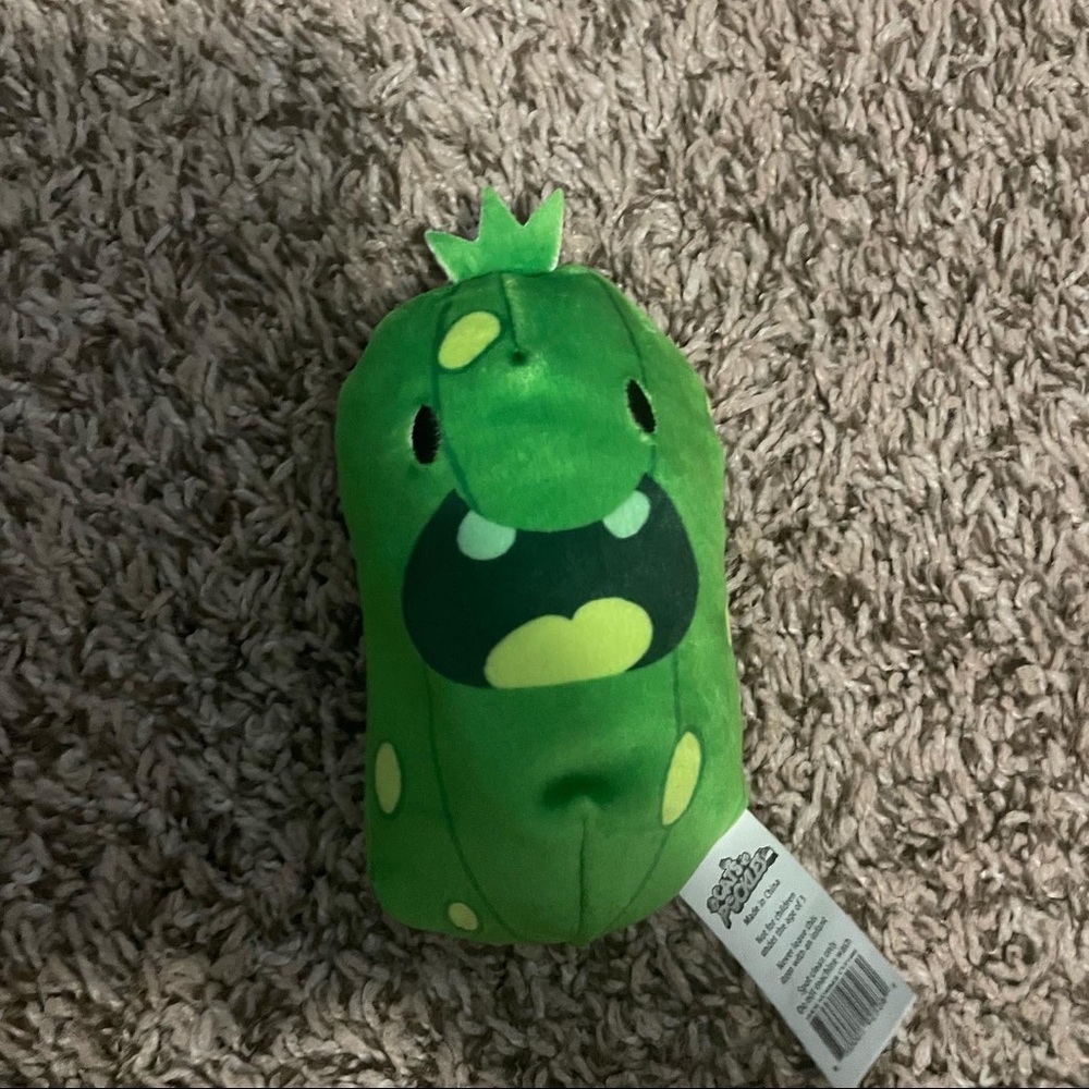 Cats Vs Pickles Hank